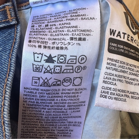 Levi’s Premium Wedgie Straight Leg Raw Hem Ankle Jean - Picture 7 of 9